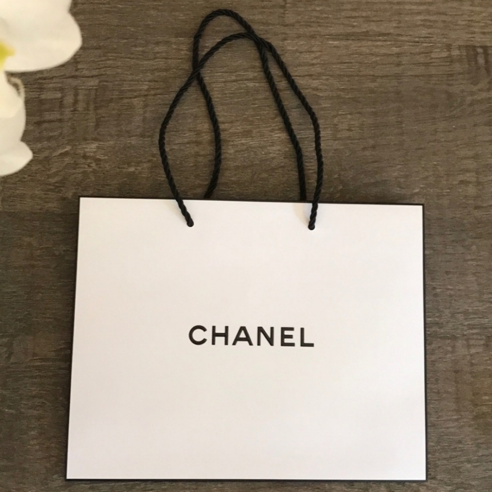 Chanel White Shopping Gift Bag